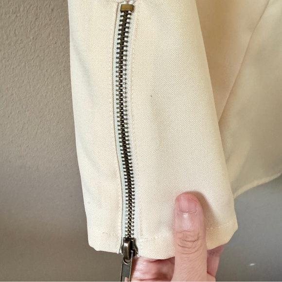 NWOT Stone Cold Fox Bullwhip Romper White Size 2 - Picture 4 of 8